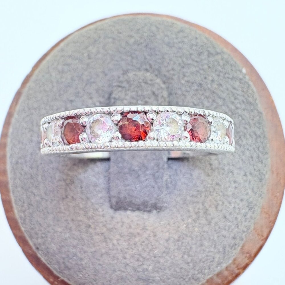 Red & White CZ Gemstone Milgrain Band VTG 925 Sterling Silver 4.5mm Wide Ring SZ